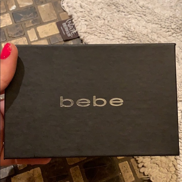 Earrings - Picture 3 of 3